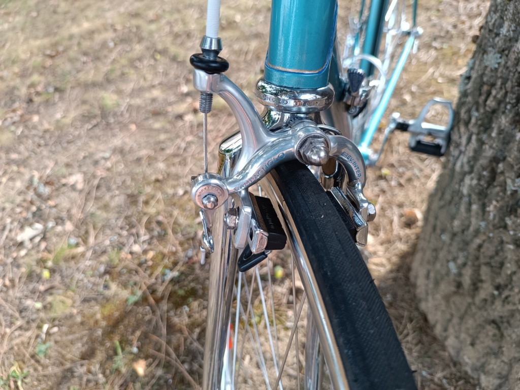 Vélo artisanal bleu en Columbus monté en campa nuovo / super record (restauration terminée) Img_2577