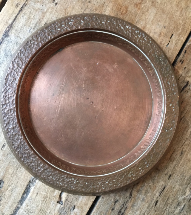 Copper and Brass Small Shallow Dish. No marks 2024ff10