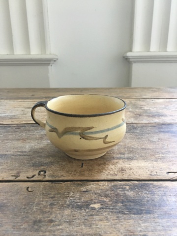 2 cups, 1 saucer, 1 plate, no marks… 220c8810