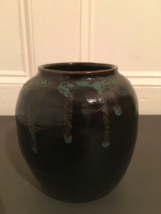 Trying to ID a tenmoku(?) glazed drip stoneware vessel, K mark 310