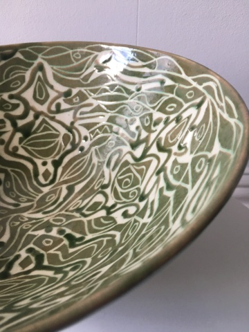 Large bowl. Abstract decoration.  6f06c410