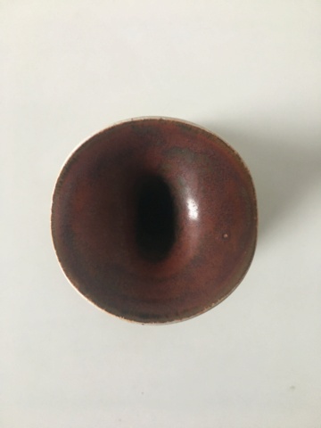 Small flared vase, LP mark. Hoping to ID 71b75210
