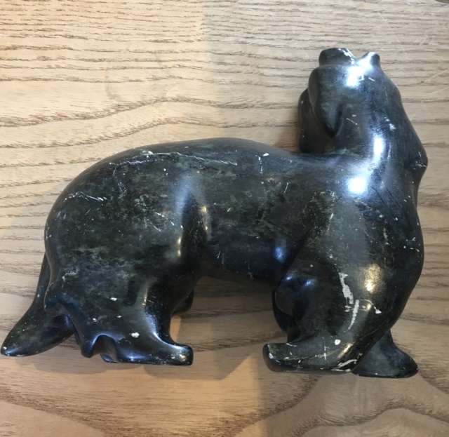 Abstract soapstone carving howling Wolf. Poss sig on base of foot. Inuit? 9fa1b210
