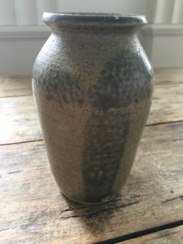 Small Stoneware Vase - Imprinted SK Mark - Trying to identify potter... Img_2126