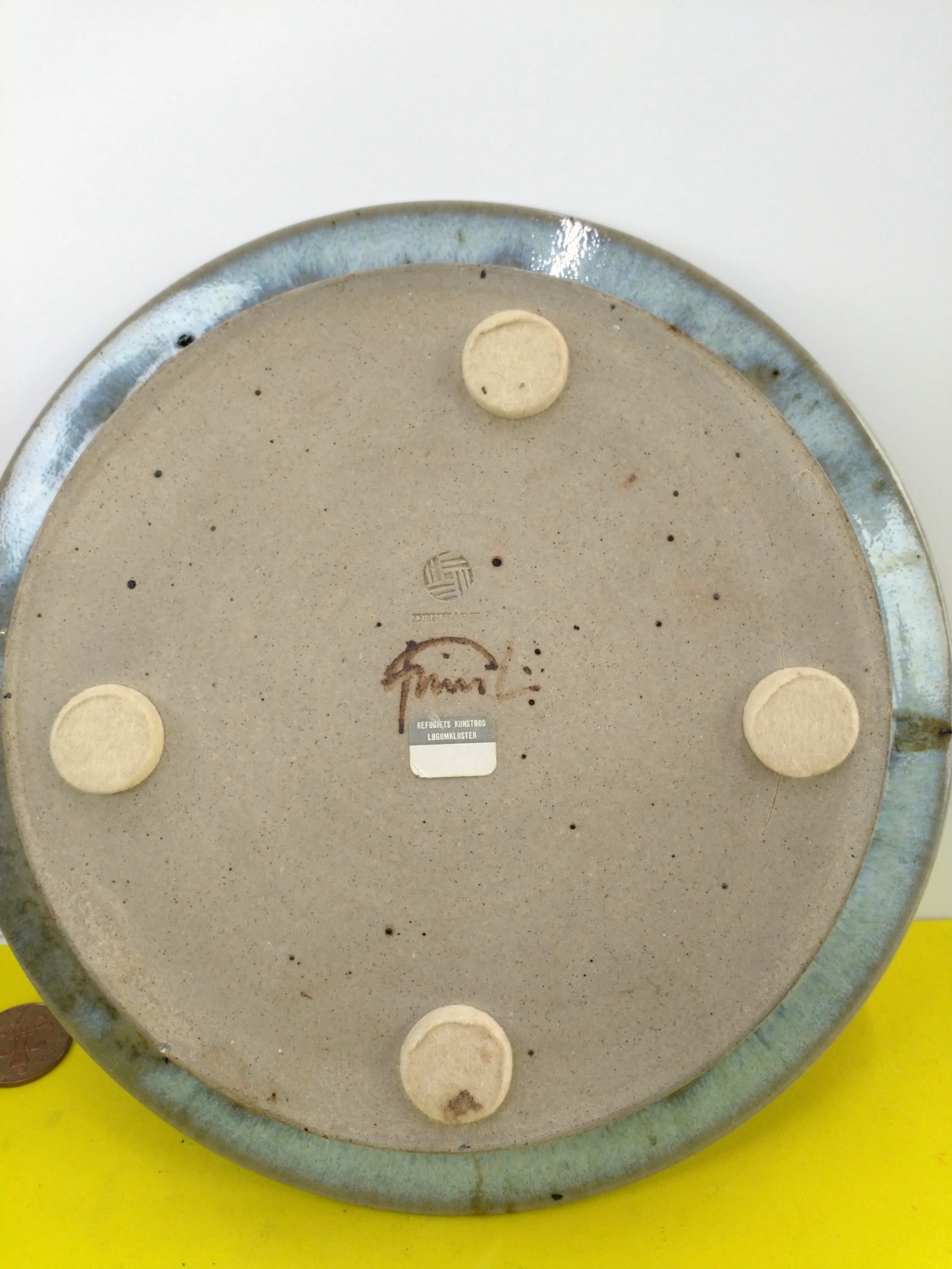 Danish Stoneware Plate - Finn Lynggaard, Denmark Img_2022
