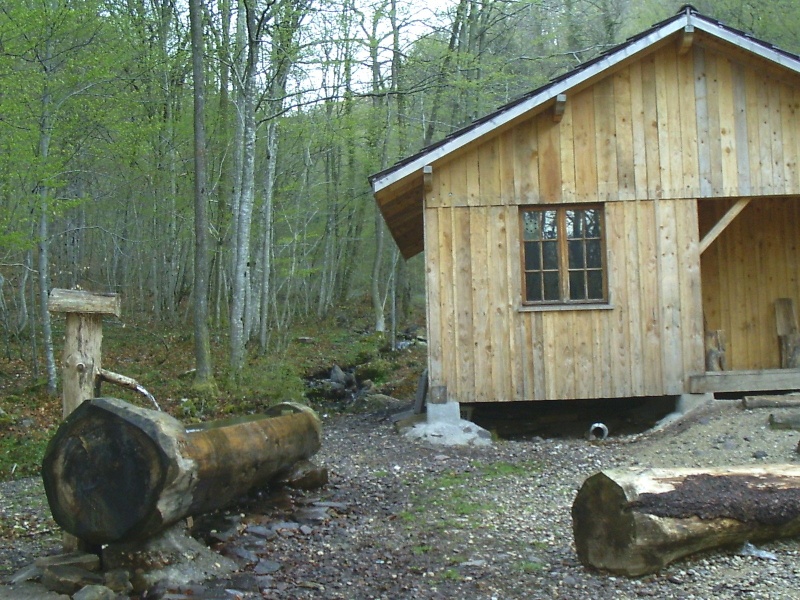 Petit camp de pêche et chasse au Québec. Cabane11