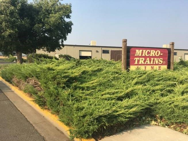 La manufacture de Micro-Trains incendiée en  Oregon! Mt111