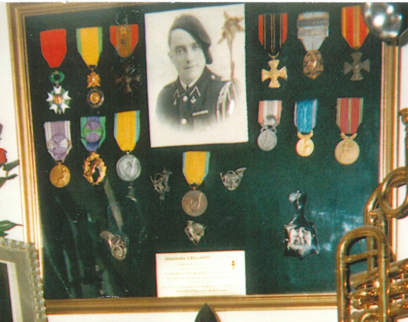 Médaille de la Croix de Guerre 1939 Img_0336
