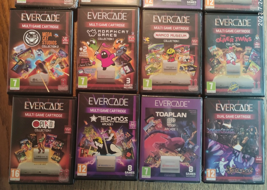 [VDS] lot Evercade console VS et 20 jeux cartouches avec photos Everca13