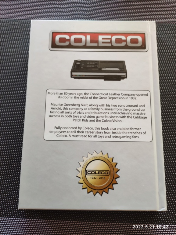 [VDS] 2 repros Atari 2600 et le livre COLECO official book Img_2063