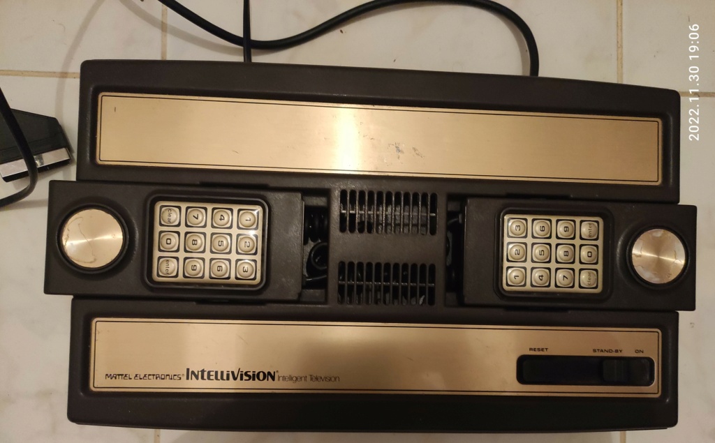 [VDS] homebrews Atari 2600 et 7800 Intv111