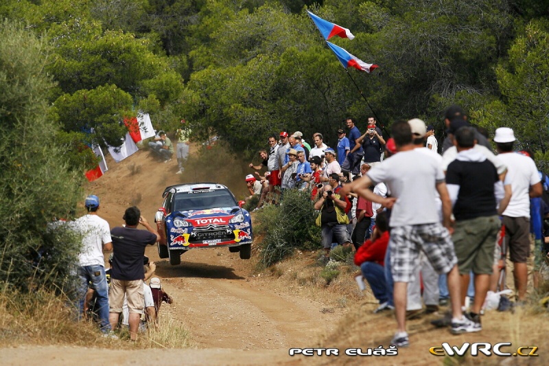 [WRC] 2011 - Rallye de Grèce Pe_a_330