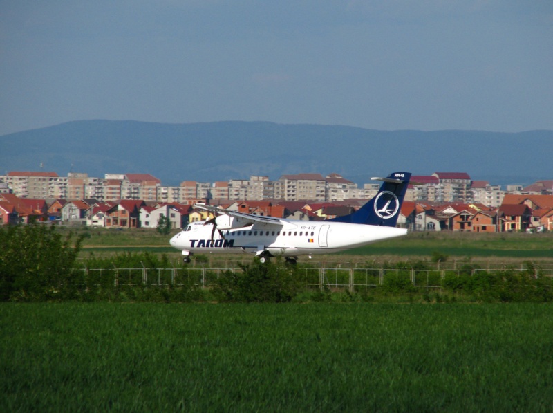 Aeroportul Oradea - Mai 2011 B312