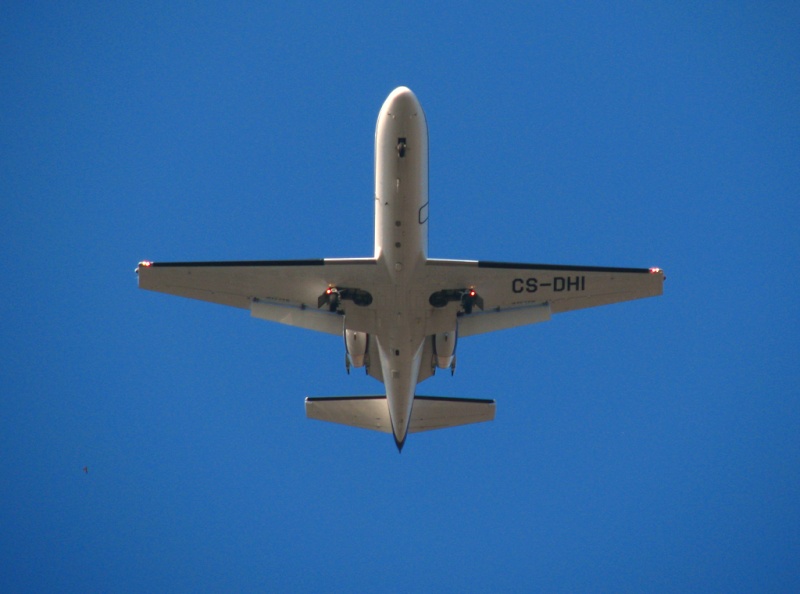 Aeroportul Oradea - Octombrie 2010 Cs-dhi10