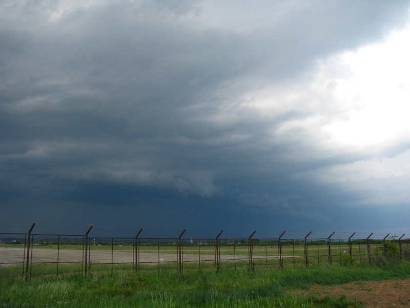 Aeroportul Oradea - Mai 2011 Pictur60