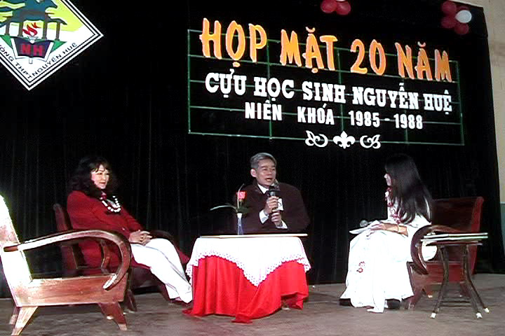 Hinh anh ' Hoi Ngo ' 24a11