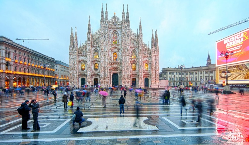Milano, il Duomo fa sempre la sua figura Tn_mat11