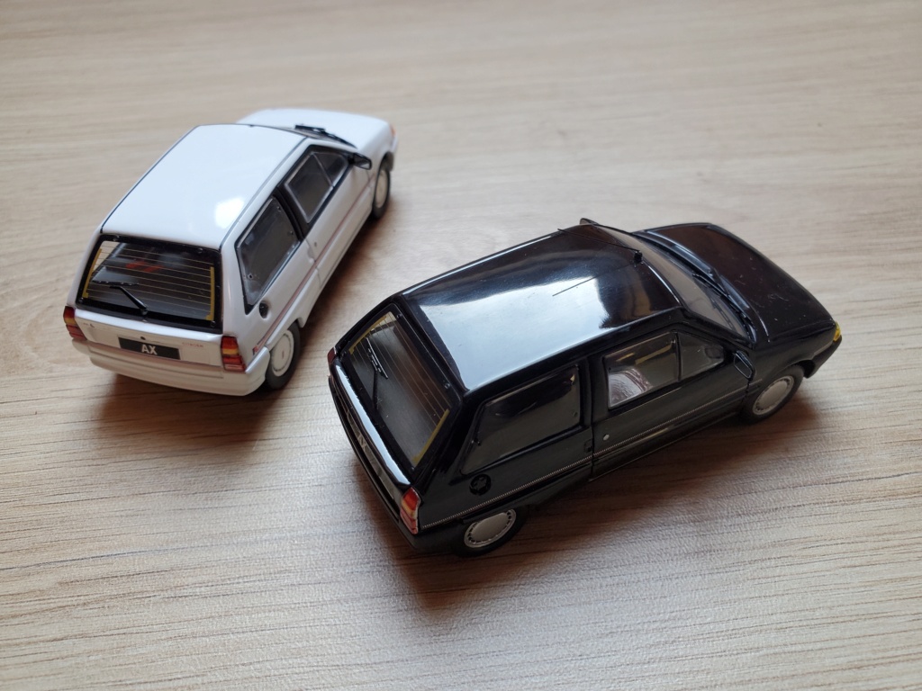 Citroën miniatures > "Les Séries Limitées"   1cd9c210