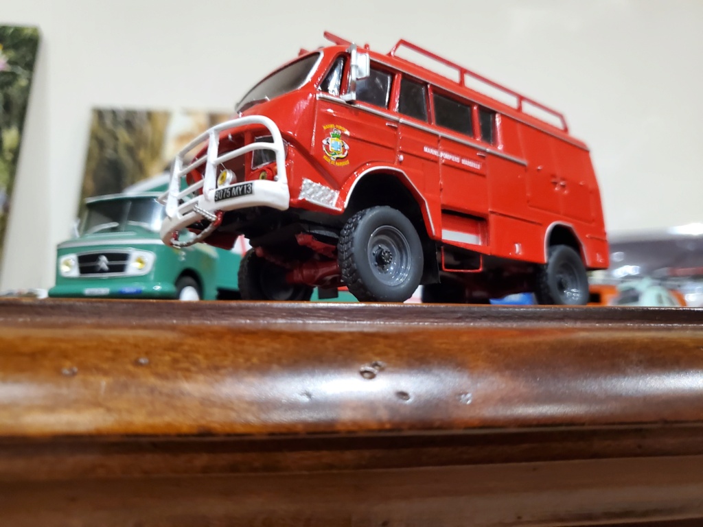 Citroën miniatures > "Véhicules des Sapeurs-Pompiers"  82199510