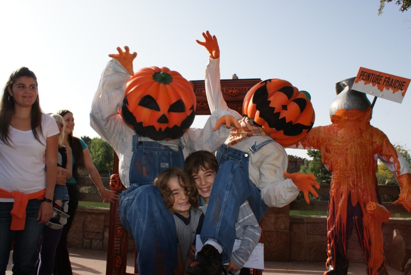 Halloween, nous voici !!!! Dsc05113