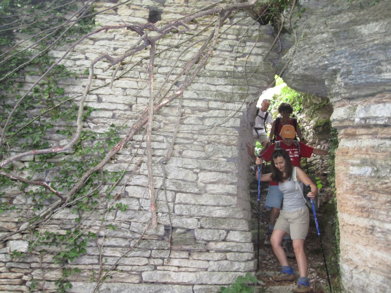 ESCURSIONE DEL 05/06/2011 da Breonio a Fosse con visita alla grotta del Semalo Da_bre16