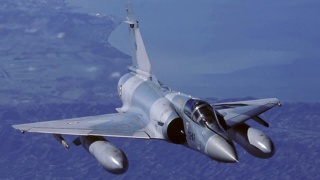 vol en apache Mirage11