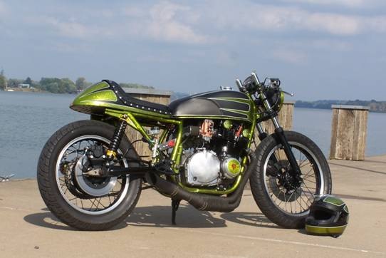 Suzuk GS et GSX racer comme j'aime Gs100010