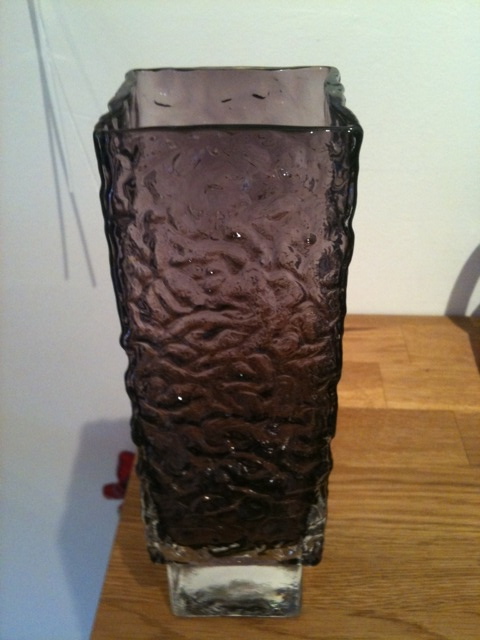 Heavy Cased Purple Textured / Bark Vase, Help Please! Photo-14