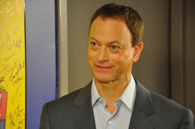 Gary Sinise - Page 15 30442710