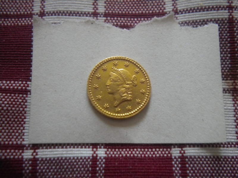 Premier "1 Dollar or" américain (1853) Dscn4512