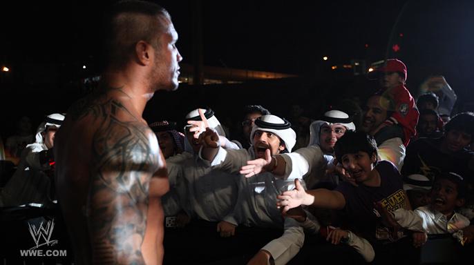  عرض Raw في قطر با الصور!! Doha_029
