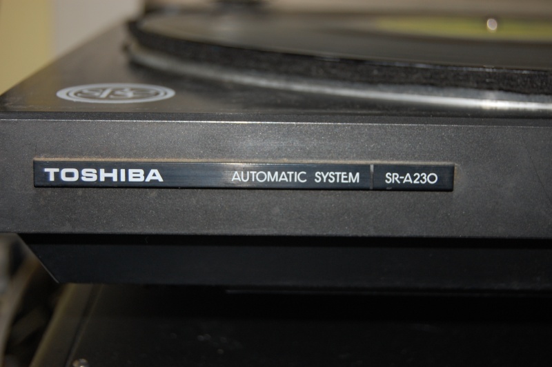 giradischi Toshiba Dsc_0026