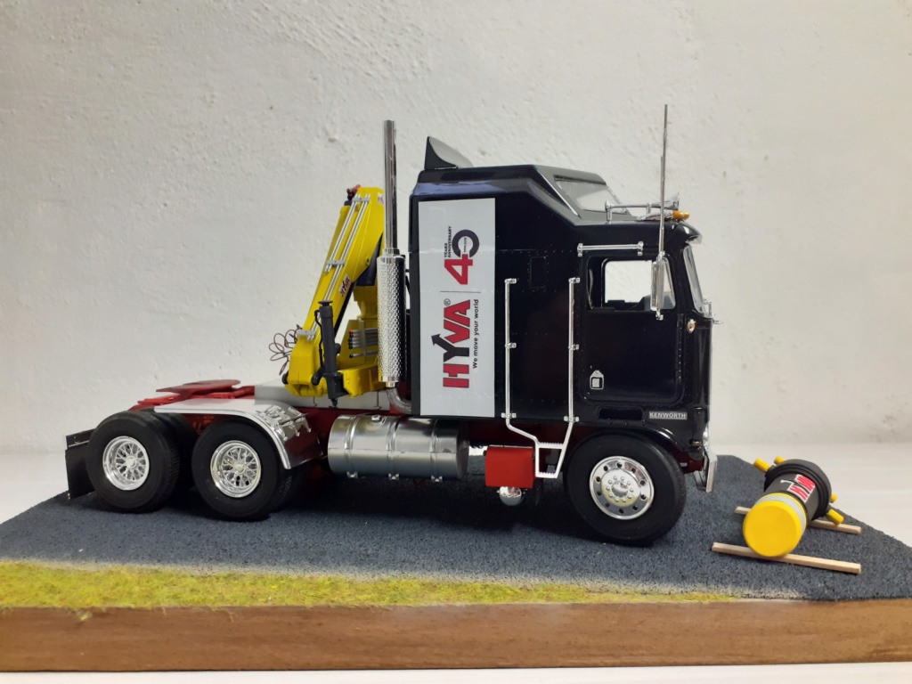 kenworth k100 Aerodyne et grue HYVA 1/25 REVELL/ITALERI - Page 3 20200223