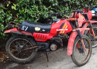 MONCLAR de QUERCY 2023 - 37e BOURSE D ECHANGE DES MOTOS ANCIENNES Dsc01037