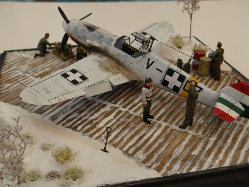 1/48 Bf-109 F-4/B Hungarian Air Force - Eduard 1/48. 211