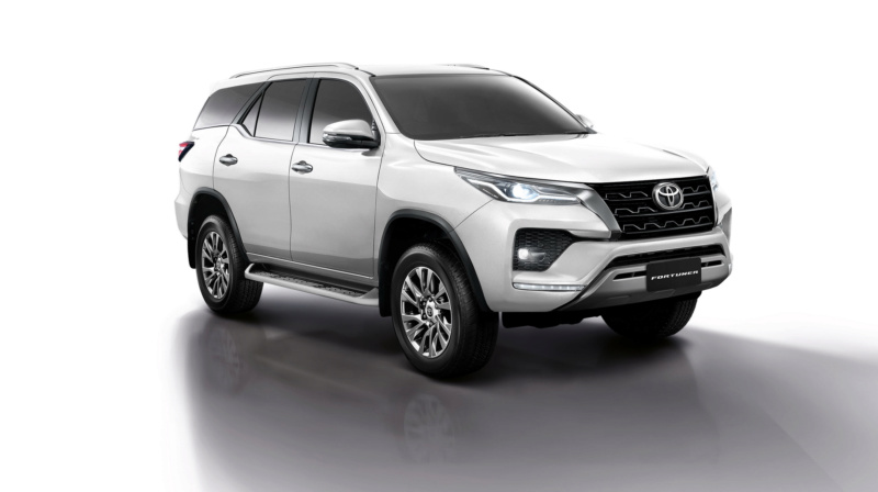 2015 - [Toyota] Fortuner - Page 2 07bc2810