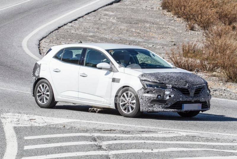 2019 - [Renault] Megane IV restylée  - Page 3 2e3a5f10