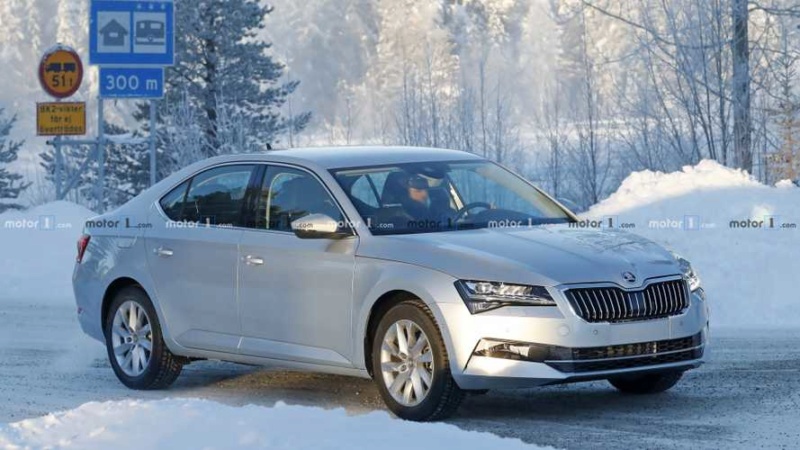 2018 - [Skoda] Superb restylée  7e248410