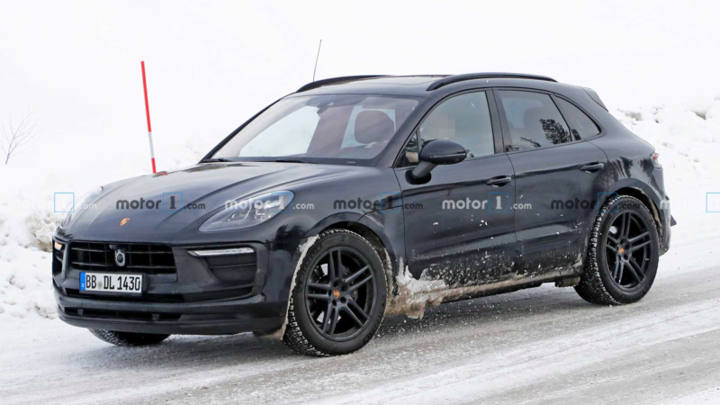 2024 - [Porsche] Macan A1399410