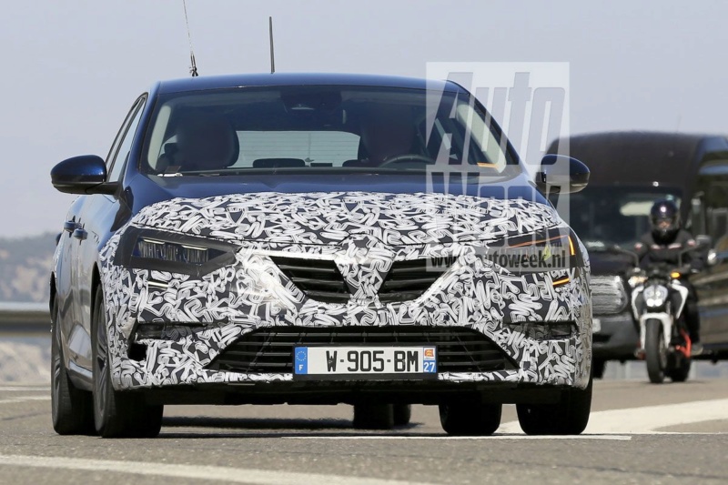 2019 - [Renault] Megane IV restylée  - Page 11 A3183410