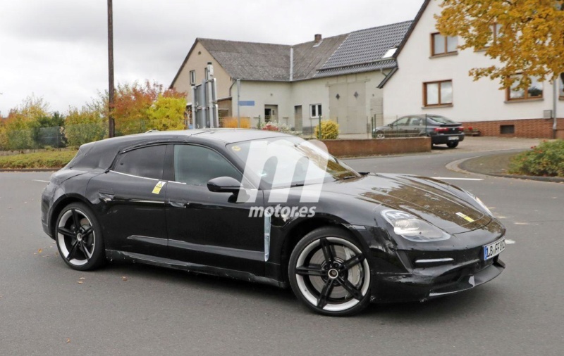 2020 - [Porsche] Taycan Sport Turismo A430