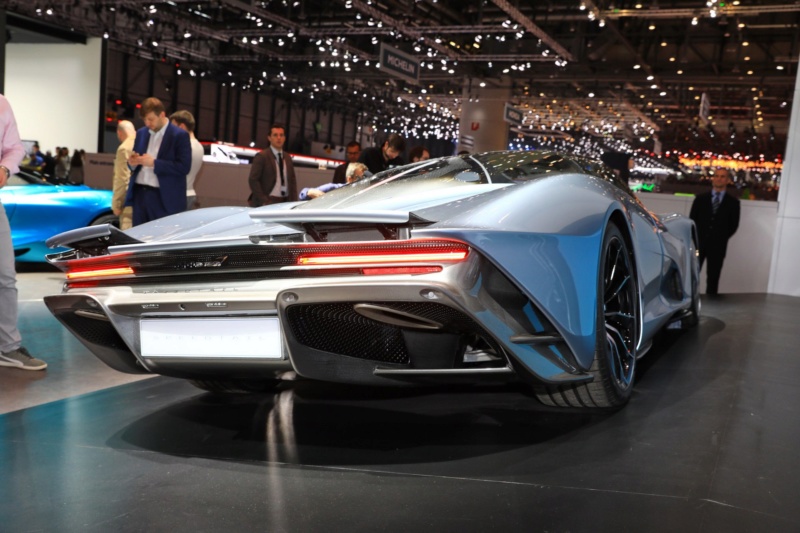 MCLAREN Speedtail 2021