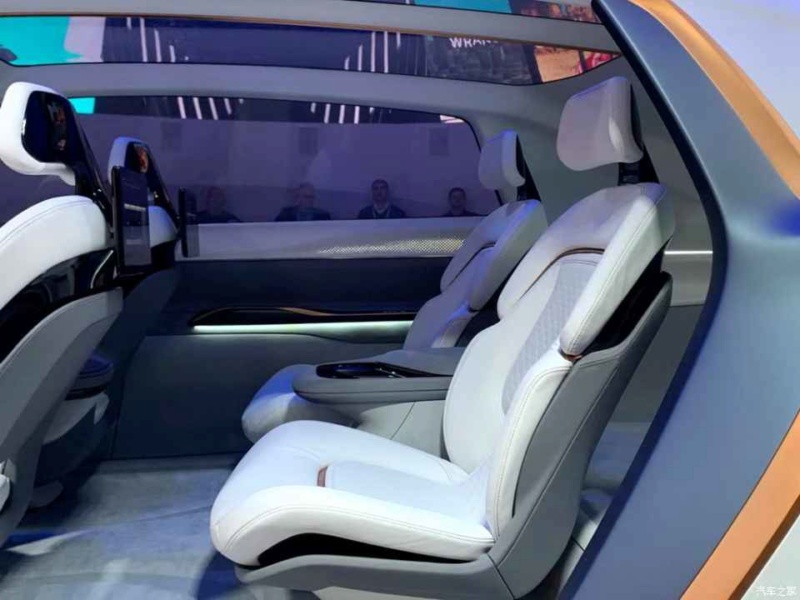 2020 - [Chrysler] Airflow Concept E6f39910