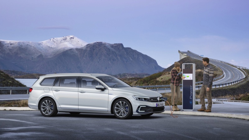 2019 - [Volkswagen] Passat restylée - Page 3 F1cf2210