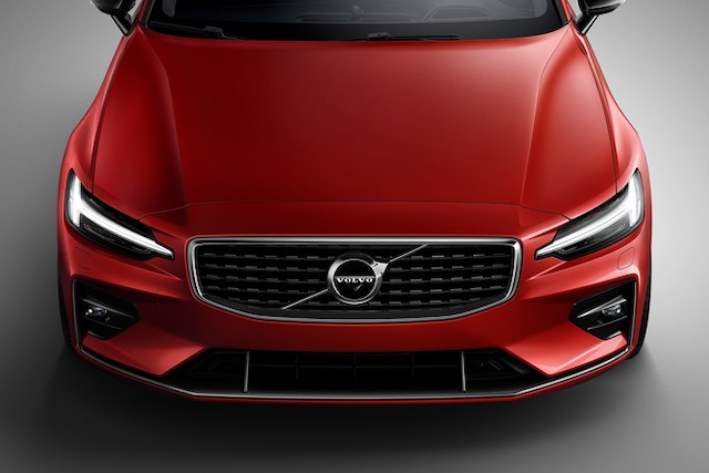 2018 - [Volvo] S60/V60 - Page 7 Ff034c10