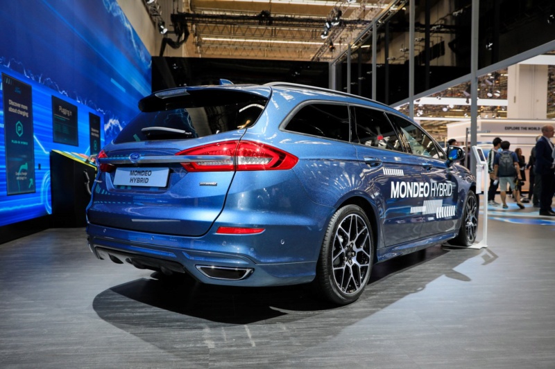 Ford Mondeo Hybrid 2016