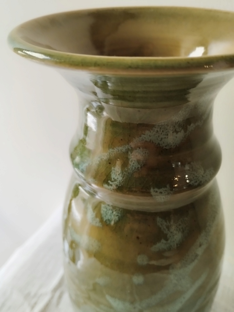 Vase émaillé en céramique vert signé FA - Alain Tessier, Le Fuilet Img_2405