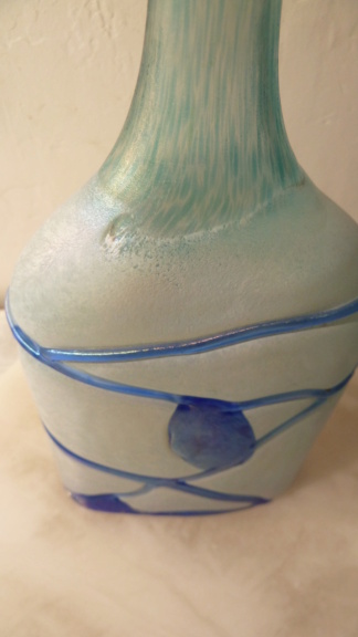 Soliflore bleu - verrerie d'art Kosta Boda P1100220