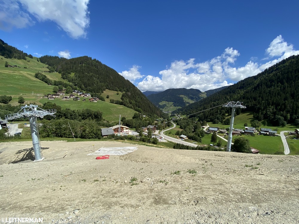 Construction Télécabine débrayable 10 places (TCD10) du Bois - Arêches 2117