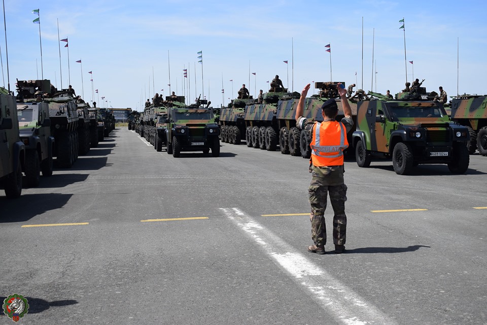 Défilés militaires du 14 juillet 2019 à Paris et les replays - Page 2 66598110